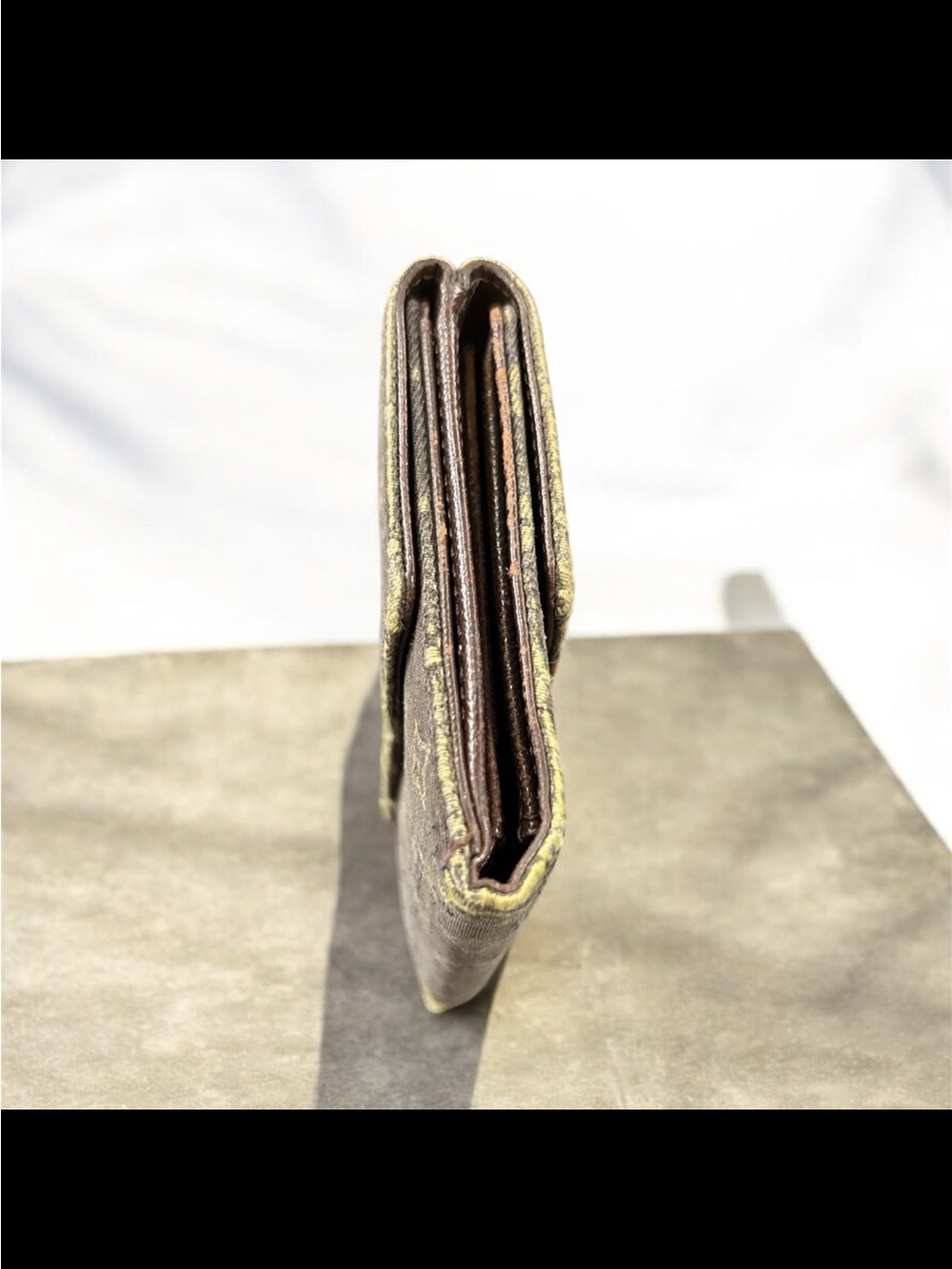 Louis Vuitton Mini Lin Monogram Canvas compact trifold wallet KK initials - Picture 3 of 11